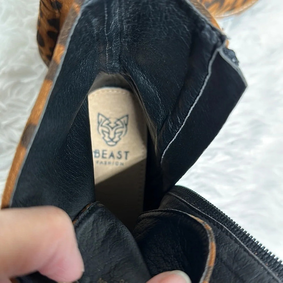 Beast Fashion Leopard Booties - Picture 7 of 8